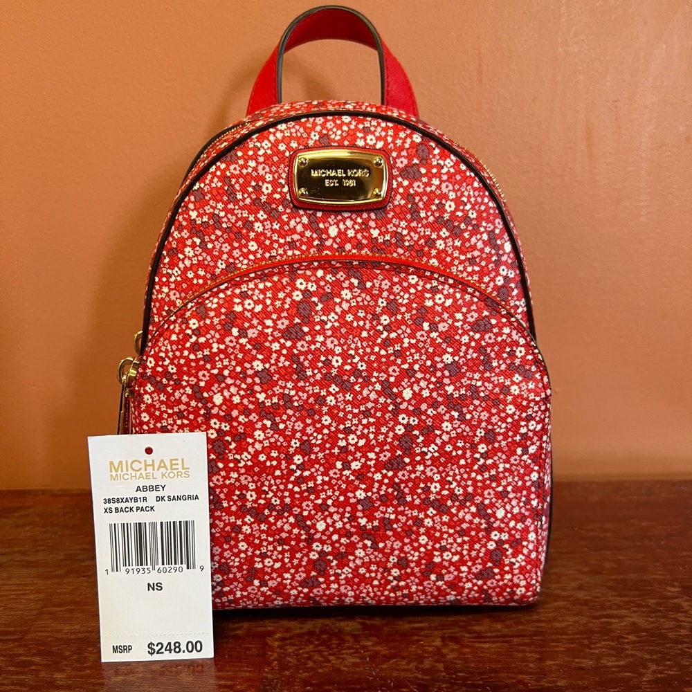 🌺 Michael Kors Floral Backpack 🌺